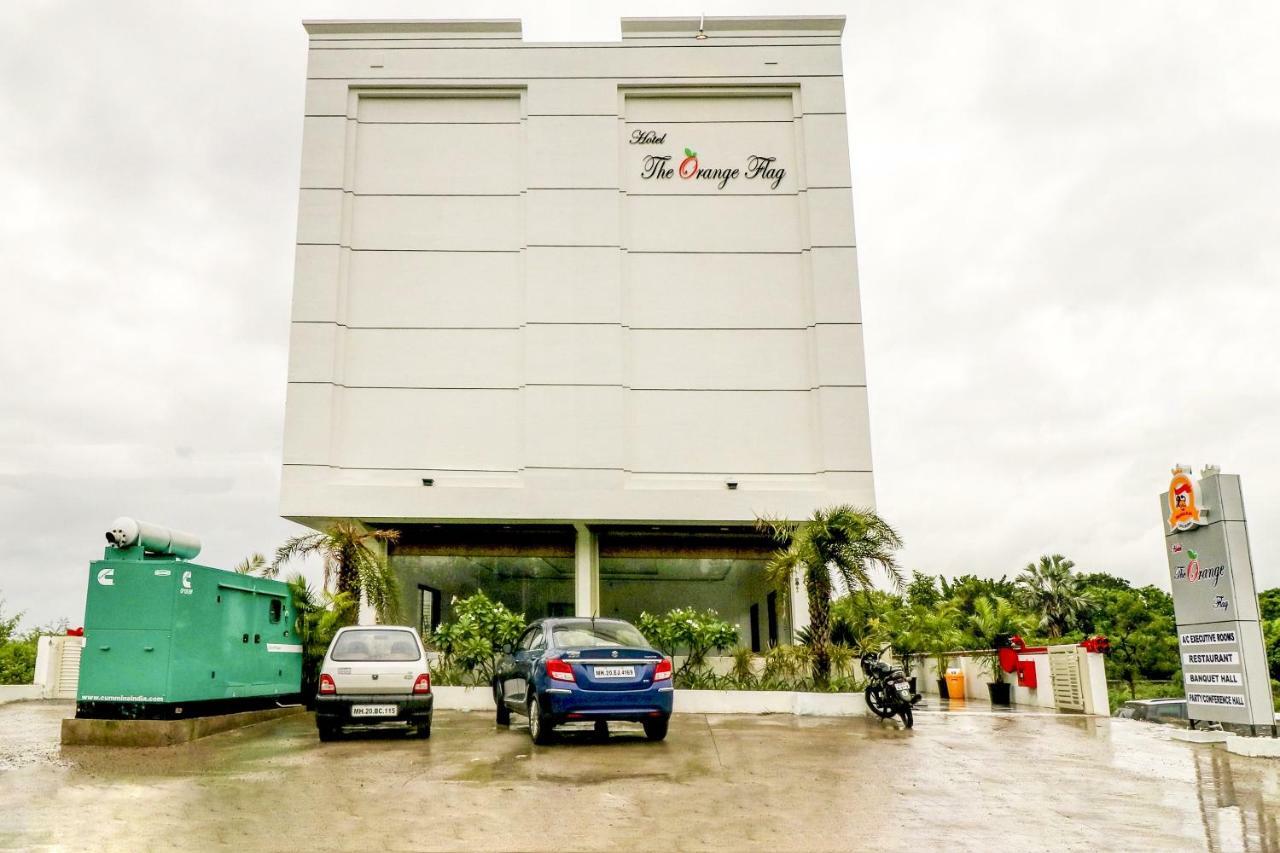 Hotel The Orange Flag Aurangabad  Exteriör bild